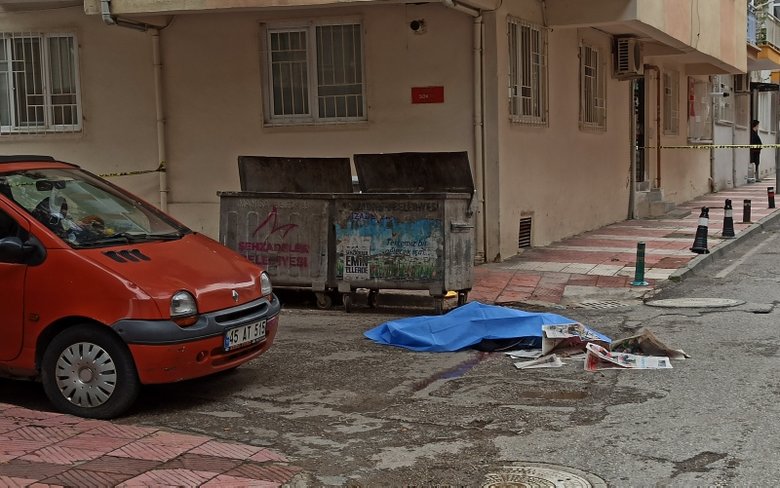 Manisa’da erkek arkadaşı tarafından vurulan genç kız hayatını kaybetti