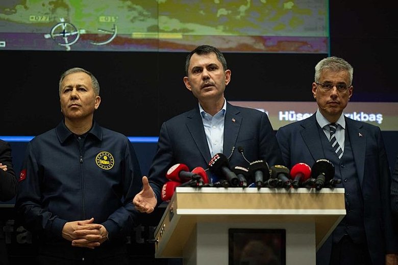 Son dakika: Bakanlardan İstanbul depremiyle alakalı açıklama