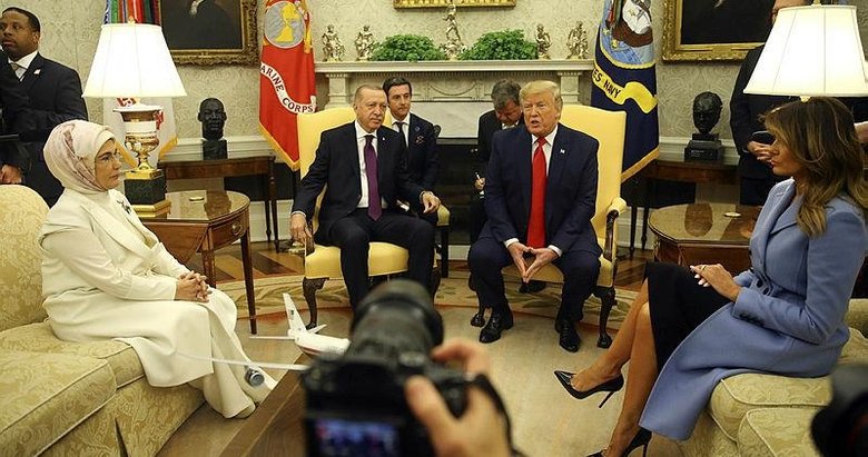 Donald Trump, Başkan Erdoğan’ın ziyareti esnasındaki aile fotoğrafını paylaştı