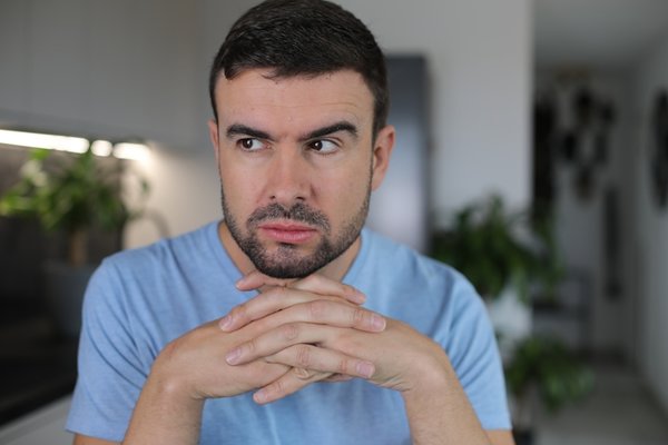 Bu burçlar affetmeyi akıllarından bile geçirmiyorlar! İşte astrologlara göre kindarlığın kitabını yazan 4 burç…