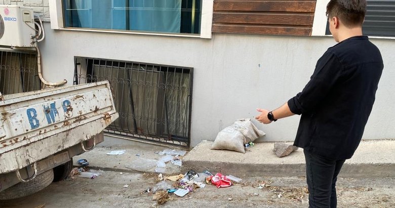 Buca’da sokaklar çöplüğe döndü! Vatandaş isyan etti