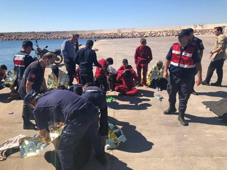 Göçmenleri kurtaran balıkçı konuştu: Mızraklarla delip Türk kara sularına itmişler!