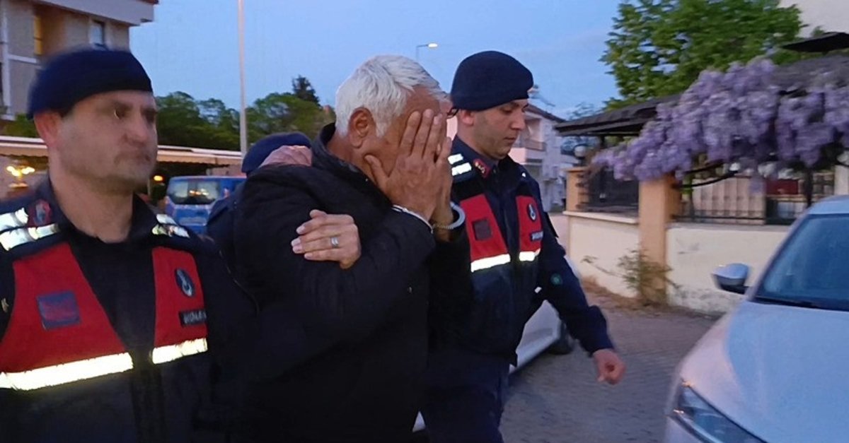 N'oldu utandın mı bakkal amca? Denizli'de mide bulandıran olay: Çocukları taciz etmiş