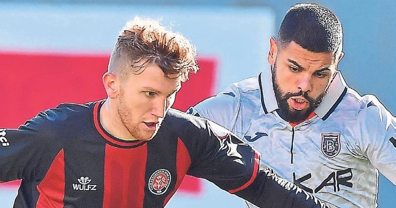 Başakşehir kupada penaltılarla güldü