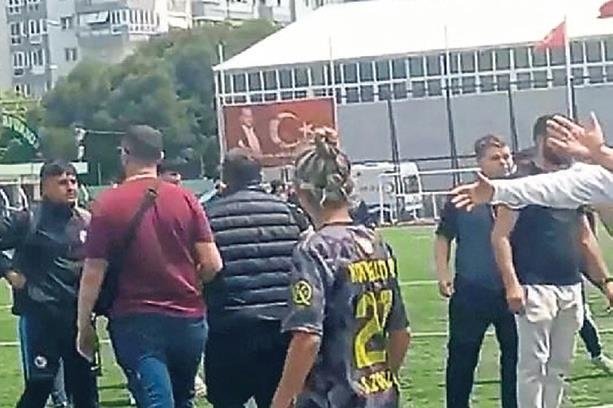 İzmir’deki maçta utanç