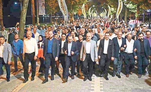 Marmara 03.02’de ayaktaydı