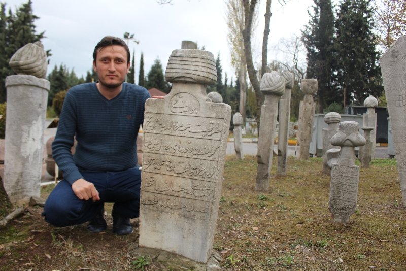 Sultan 2. Abdülhamid’in Çinli Hocasının kayıp mezar taşı bulundu