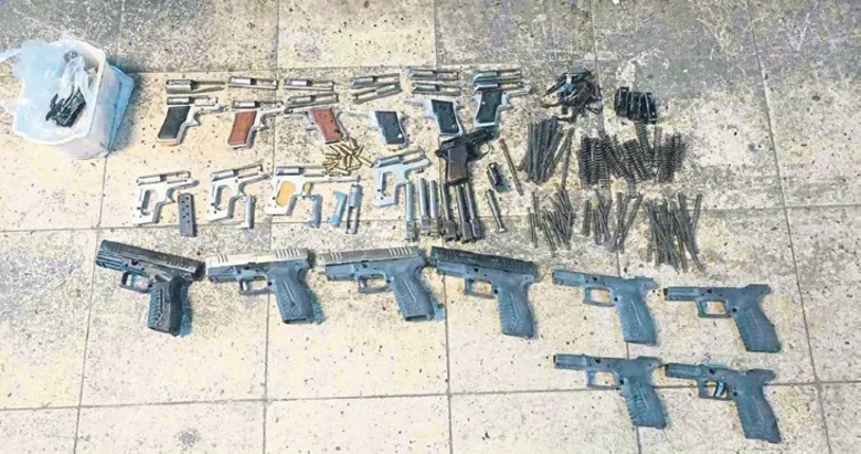 Silah şebekesine operasyon düzenlendi: 13 gözaltı