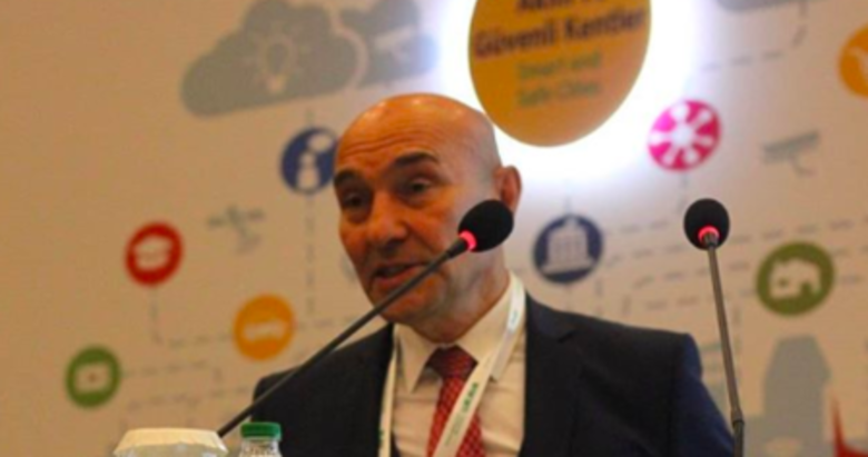 Tunç Soyer’in babası Nurettin Soyer, Ozan Arif’e de işkence yapmış