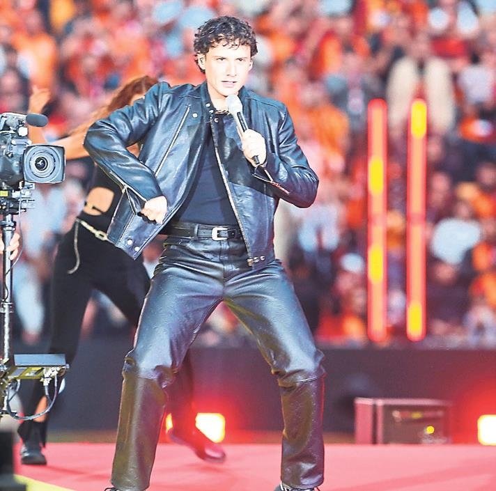 Çifte kupalı şampiyon