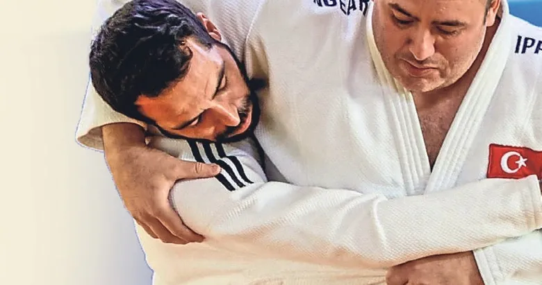İzmir’in engelleri aşan judocusu