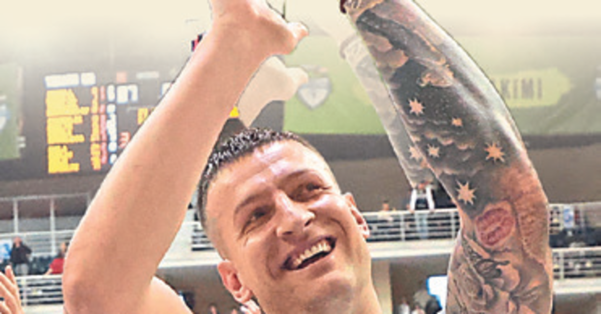 Merkezefendi evinde aslan