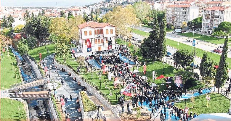 Karesi Atatürk Evi’ne ziyaretçi akını