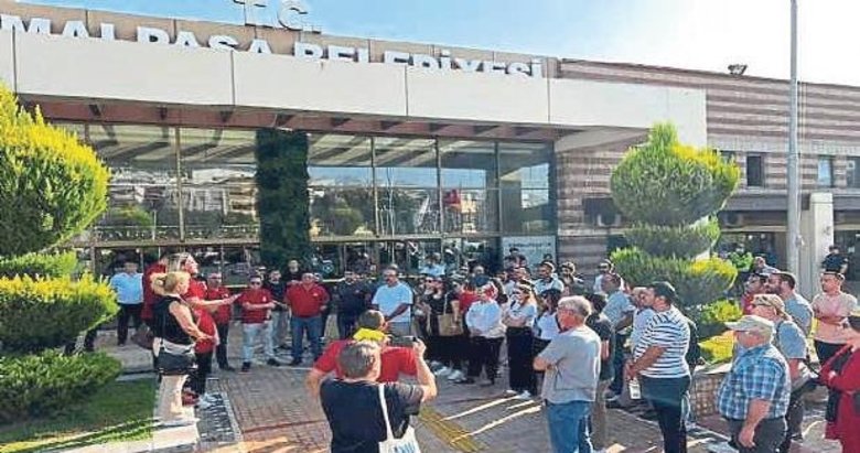 Kemalpaşa Belediyesi’nde işçilerin eylemi başladı