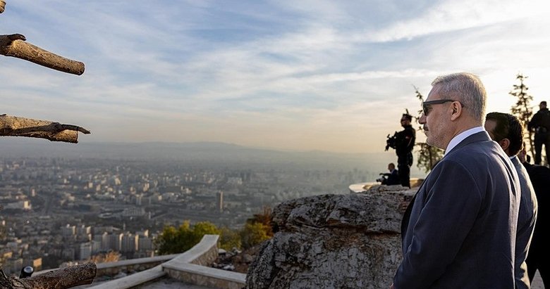 Dışişleri Bakanı Fidan, Suriye’de Kasyun Dağı’ndan Şam’ı seyretti