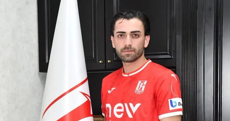 Balıkesirspor Erdal ile imzaladı
