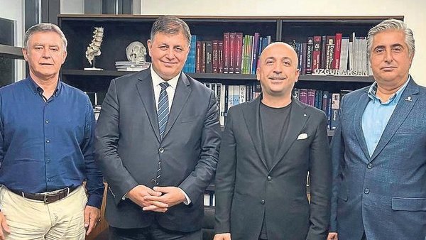 izmirin-zenginleri-kondurdu-chp-de-goz-yumdu-mu-olacak-1699984598417.jpeg