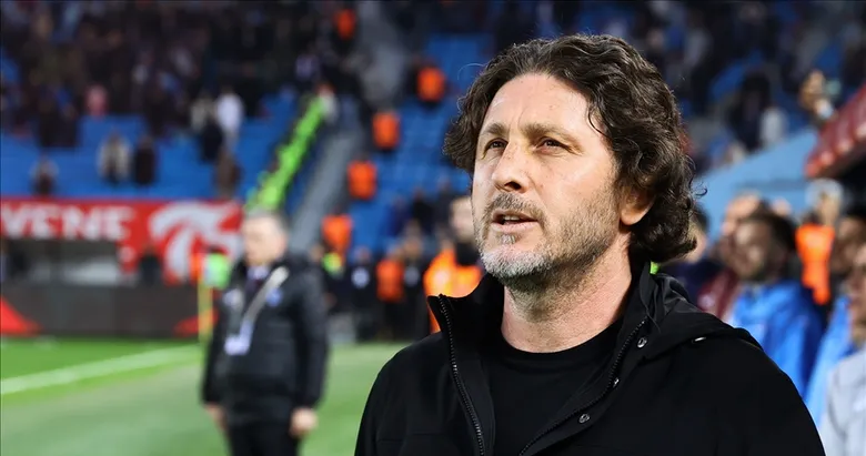 Son dakika... Trabzonspor’da deprem: Fatih Tekke Ferencvaros maçı sonrası görevinden ayrıldı