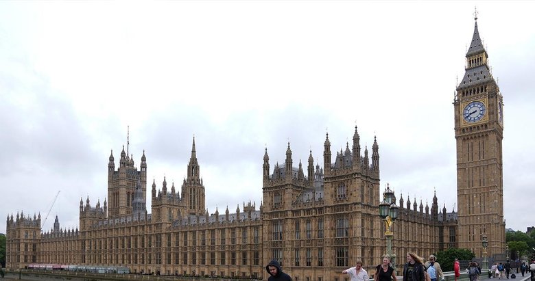 İsrail’e silah sağlayan İngiltere, Batı Şeria’daki saldırılardan derin endişe duyuyor