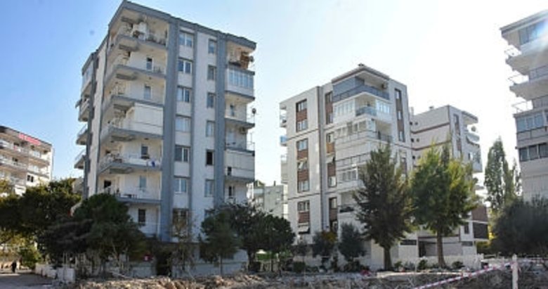 İzmir’de yıkılan binanın müteahhidinden şok paylaşım: 6,8’lik deprem İzmir’in yarısını yıkar