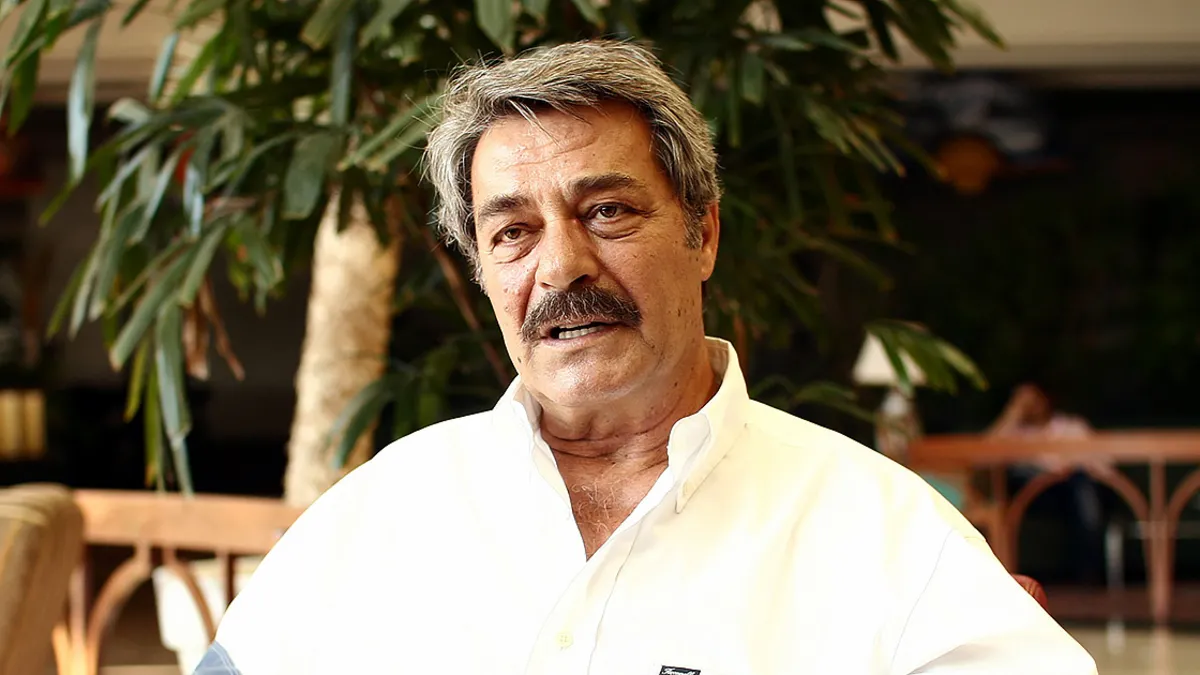 Türk sinemasının unutulmaz jönüne veda! Kadir İnanır'ın cenaze programı değişti!