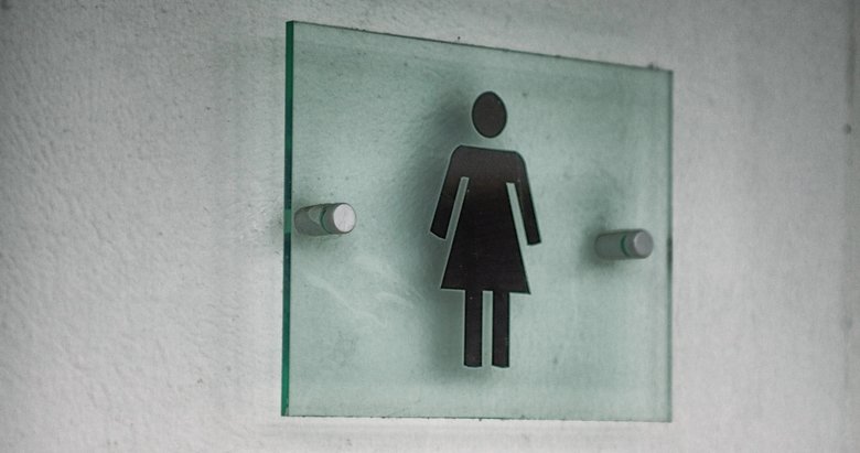 Kadınlar tuvaletine gizli kamera konulduğu iddiası