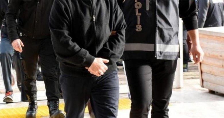 İzmir Bayraklı’da ’Balyoz’lar görev başında! Zehir ticaretine geçit yok