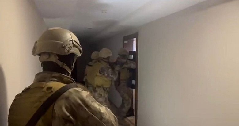 İzmir dahil 4 ilde ’Karagümrük çetesi’ operasyonu: 28 gözaltı