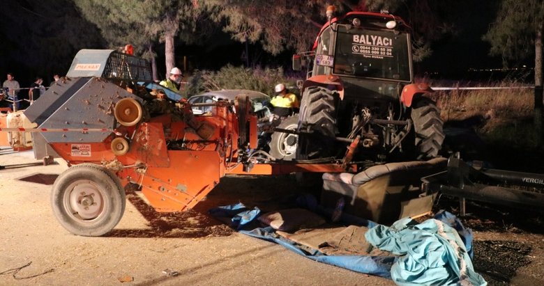 Denizli’de otomobil traktöre çarptı: 2 kişi hayatıı kaybetti