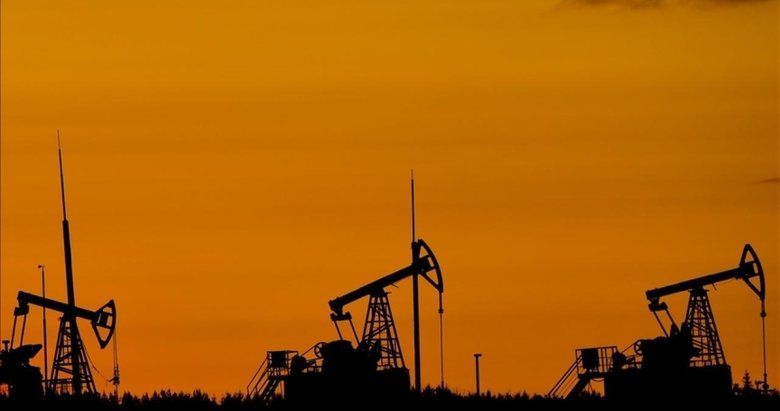 Brent petrolün varil fiyatı 72,60 dolar