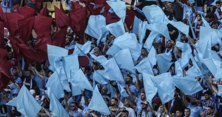 İsrail’in zulmüne karşı omuz omuza