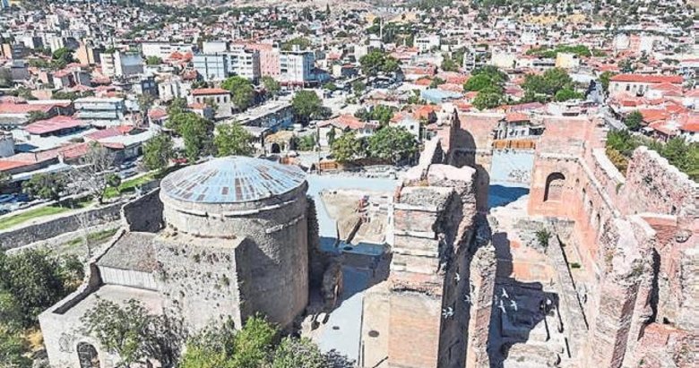 Kızıl Avlu misafirlerini ağırlayacak