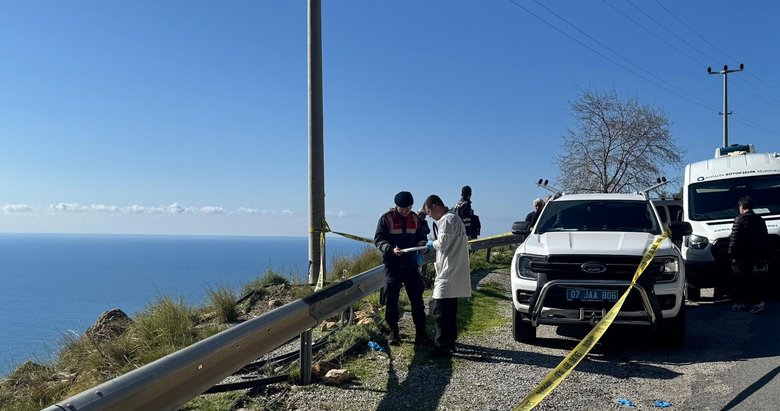 Yol kenarında kadın cesedi bulunmuştu: Eşi ve oğlu tutuklandı!