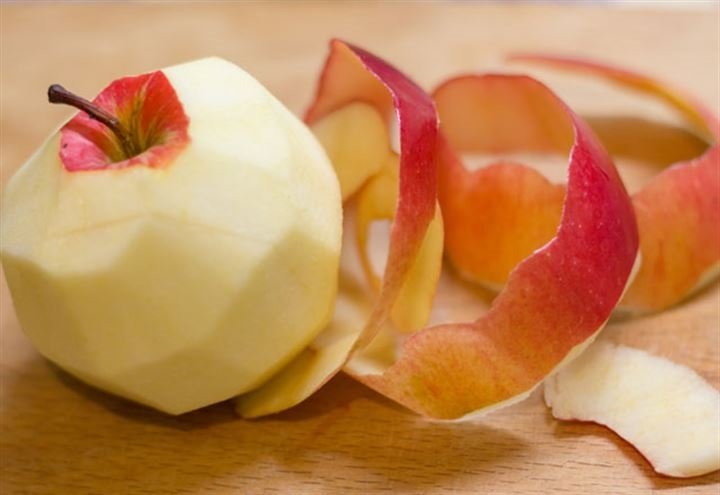 Elma kabuğunun fayları neler? Elma kabuğu nelere iyi gelir?