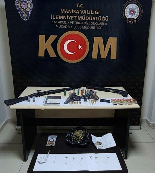 Akhisar’da sokak ortasındaki cinayetle ilgili 10 gözaltı