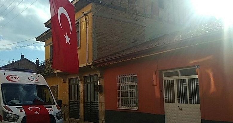 İdlib’de şehit olan Yüzbaşı Süleyman Şahin’in Afyon’daki ailesine acı haber verildi