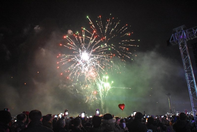 İzmir’de ’yeni yıl’ coşkusu