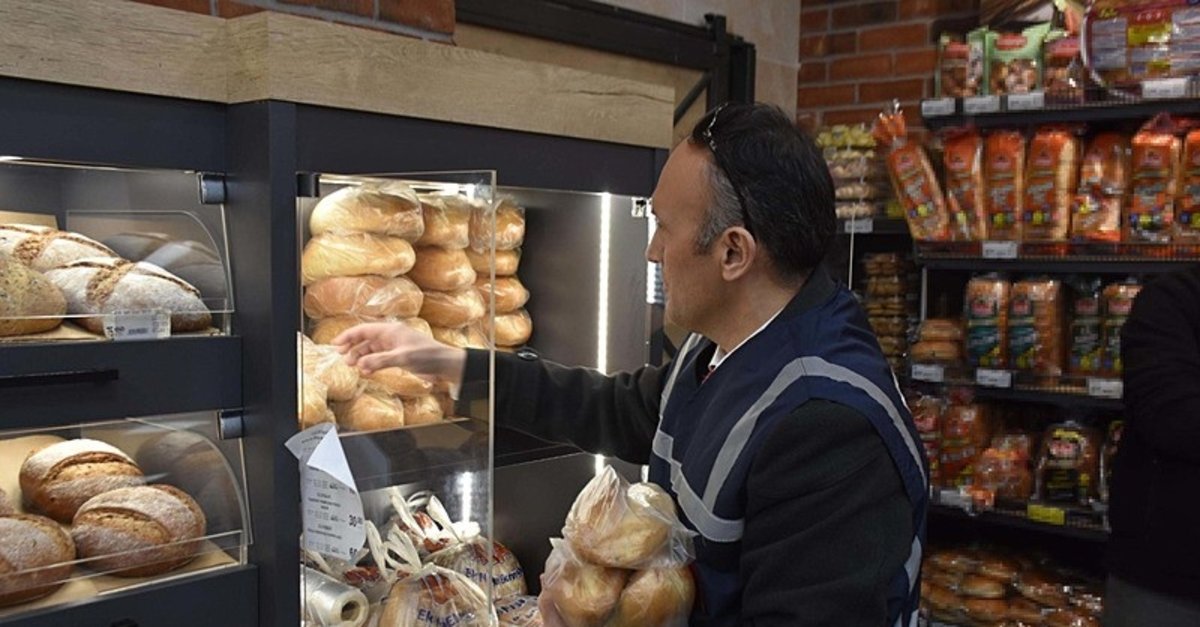 İzmir'de fahiş fiyat uygulayanlara rekor ceza!