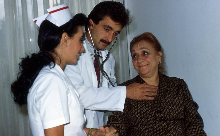 Oyuncu Naşit Özcan halası Adile Naşit’in bilinmeyen en büyük acısını anlattı