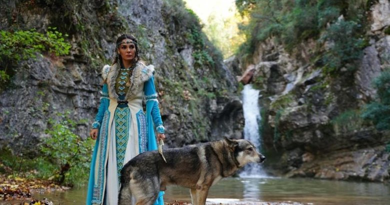 Destan gönülleri fethetti