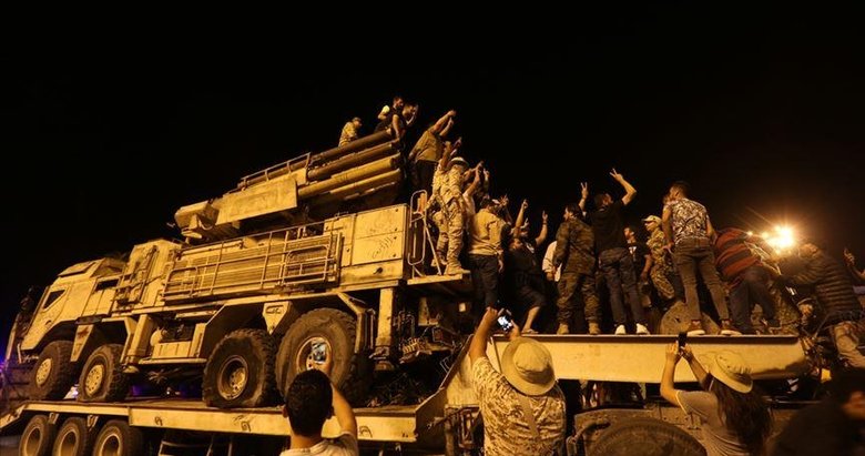 Almanya Libya’da Hafter milislerinin silah ambargosunu nasıl deldiğini araştırıyor