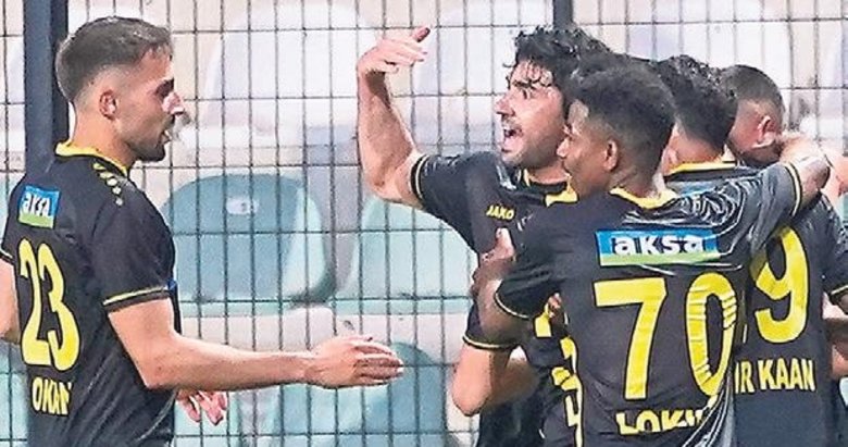 İstanbulspor ligde kaldı