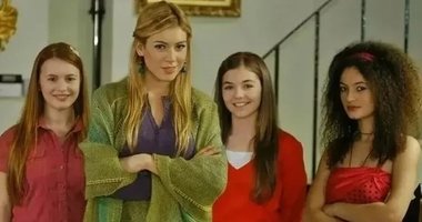 ’Selena’nın asi kızı ’Kıvılcım’ televizyonu bırakıp bambaşka bir sektöre adım attı!