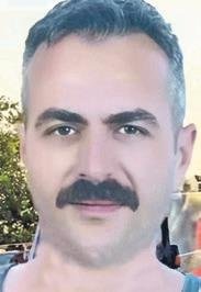 Kamyondan inen şoföre başka bir kamyon çarptı