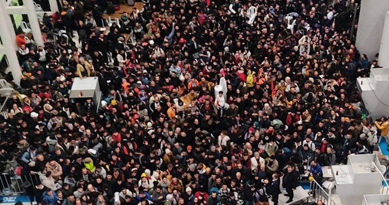 Türk Hava Yolları felaketin yaşandığı deprem bölgesine 11 bin 780 gönüllü taşıdı