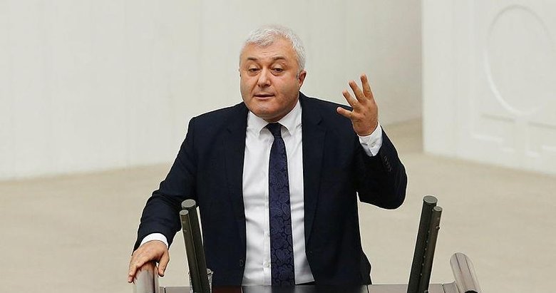 CHP’li Tuncay Özkan’ın ‘asansör’ pişkinliği