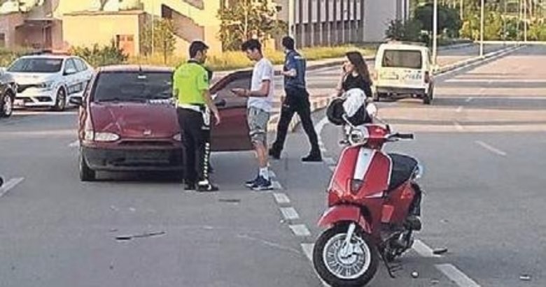 Başıboş köpekler kazaya sebep oldu