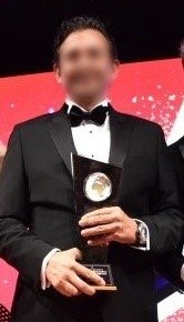 İzmir merkezli operasyonda ’Yılın iş adamı’nın da aralarında bulunduğu 5 kişi tutuklandı