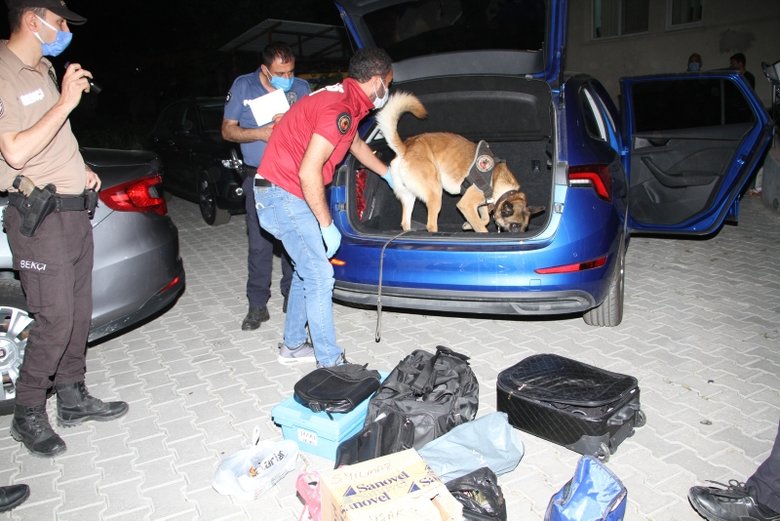 Kula’da 6 bin 298 adet yeşil reçeteli kimyasal ilaç ele geçirildi