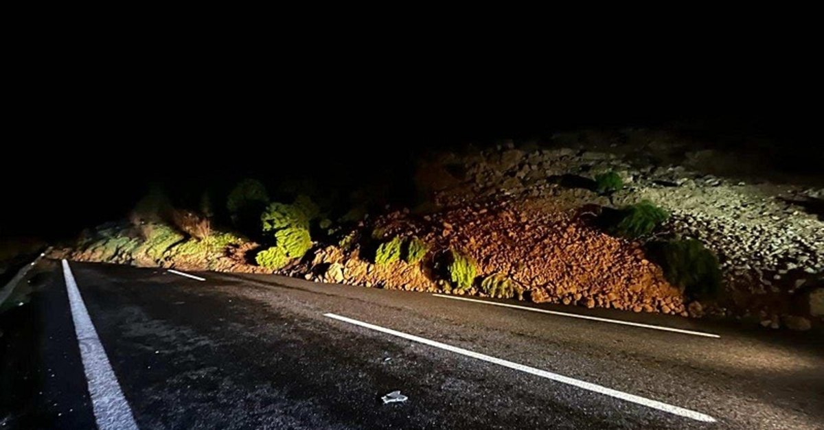 Manisa'da toprak kayması! İzmir Otoyolu toprak kayması nedeniyle ulaşıma kapandı